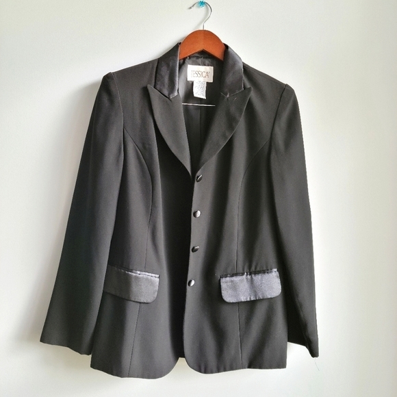 Jessica Jackets & Blazers - Jessica 100% Polyester Blazer - Size US 8 - Worn Once